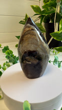 Load image into Gallery viewer, Sphalerite Flame|Freeform
