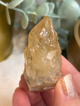 Load image into Gallery viewer, Kundalini Citrine - Congo
