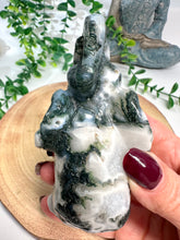 Load image into Gallery viewer, Moss Agate Elephant Carving - Mocha
