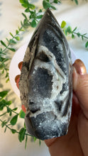 Load image into Gallery viewer, Sphalerite Flame|Freeform
