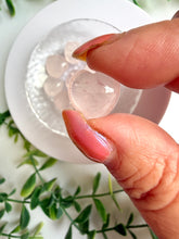 Load image into Gallery viewer, Rose Quartz Heart|Mini Carving
