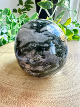 Load image into Gallery viewer, Moss Agate Skull Carving - Ron
