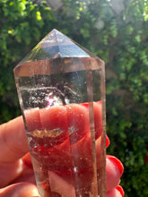 Load image into Gallery viewer, Smokey Quartz Vogel with 12 Sides
