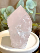 Load image into Gallery viewer, Rose Quartz Top Polished|Generator|Raw Crystal|Carving
