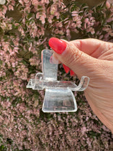 Load image into Gallery viewer, Hypersthene Heart with Stand
