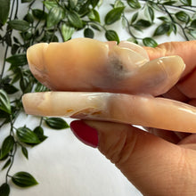 Load image into Gallery viewer, Flower Agate Flower Carving
