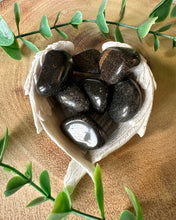 Load image into Gallery viewer, Black Onyx Tumble Stone
