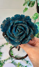Load image into Gallery viewer, Blue Apatite Flower Carving
