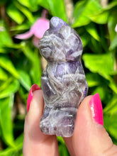 Load image into Gallery viewer, Chevron Amethyst Cat Carving|Dream Amethyst Cat Carving|Ethically Sourced|Carvings|Natural Amethyst
