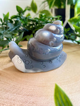 Load image into Gallery viewer, Orca Agate Snail Carving|Snail|Animal Carving|Home Decor
