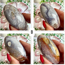 Load image into Gallery viewer, Pink Lace Chalcedony Shiva|Indonesia
