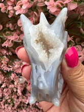 Load image into Gallery viewer, Druzy Agate Dragon Head Carving|Druzy Agate Carving|Agate Crystal|Ethically Sourced
