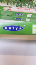 Load and play video in Gallery viewer, Satya Incense Sticks|Fragrance|Cleansing|Vegan|Cruelty Free|Crystal Cleansing
