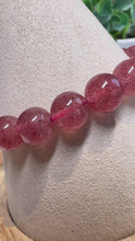 Load and play video in Gallery viewer, Strawberry Quartz 8mm Stretch Beaded Bracelet
