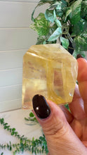 Load and play video in Gallery viewer, Golden Healer Quartz Freeform from Brazil
