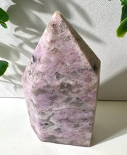 Load image into Gallery viewer, Thulite Point from Mozambique|Expression|Confidence|Self Expression|Crystal Healing|Ethically Sourced
